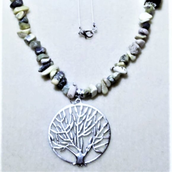 African Turquoise Necklace - Picture 1 of 1